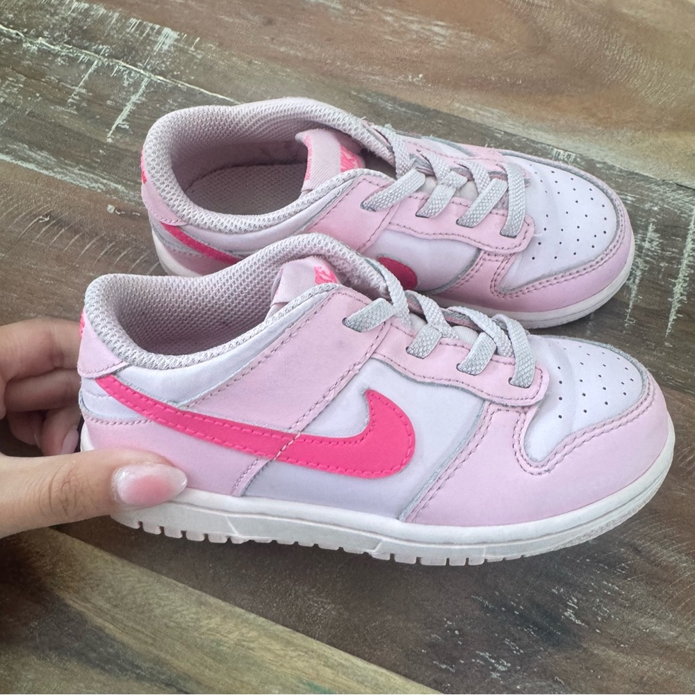 Nike Kids Light Pink and Hot Pink Sneakers Dunks